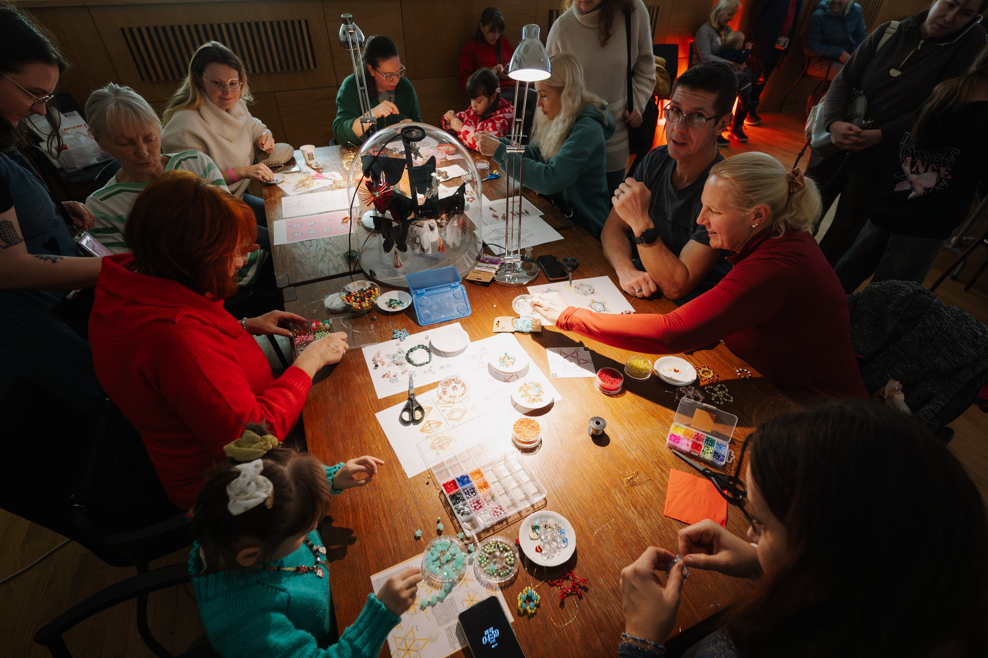 https://bucket-mmb-production.up.railway.app/strapi-uploads/Pre_Christmas_Workshop_1001_Ornaments_fef994c7c4.jpg