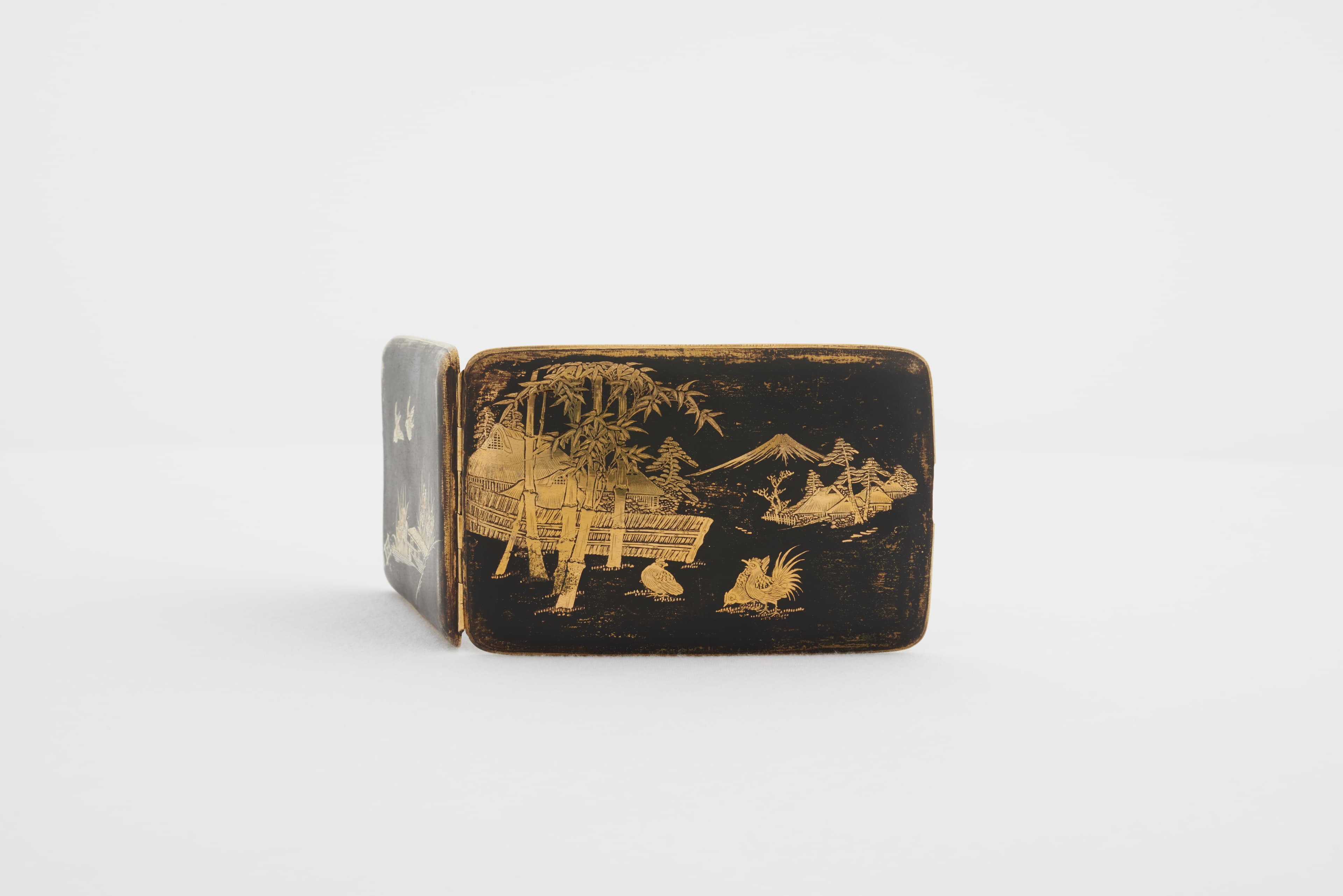 Metal tobacco box, 1917–1920